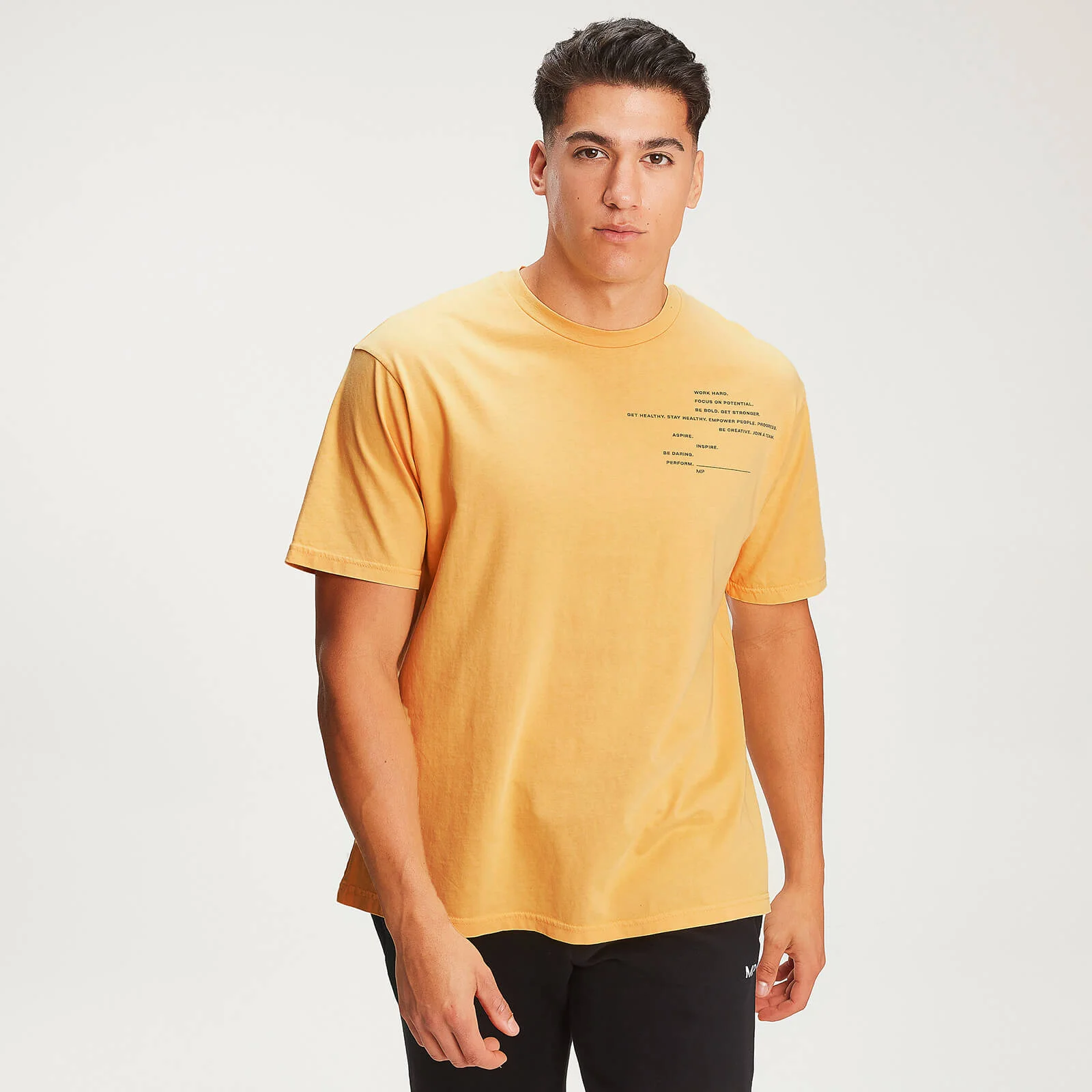 MP Men’s Rest Day Staggered Slogan T-Shirt - Old Gold - XS Bilde 1