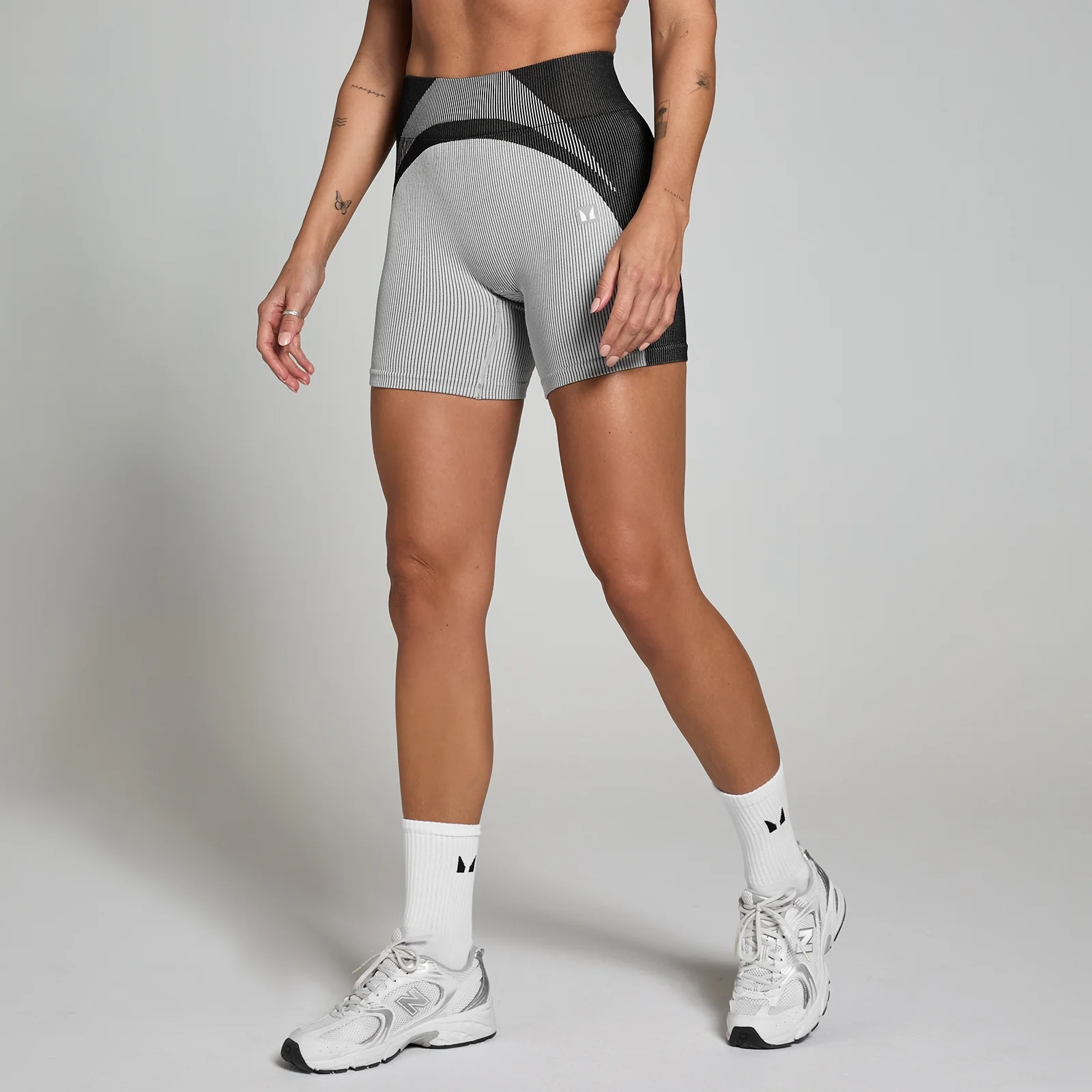 MP Women's Contrast Rib Seamless Cycling Shorts - Black/Grey - XS Bilde 1