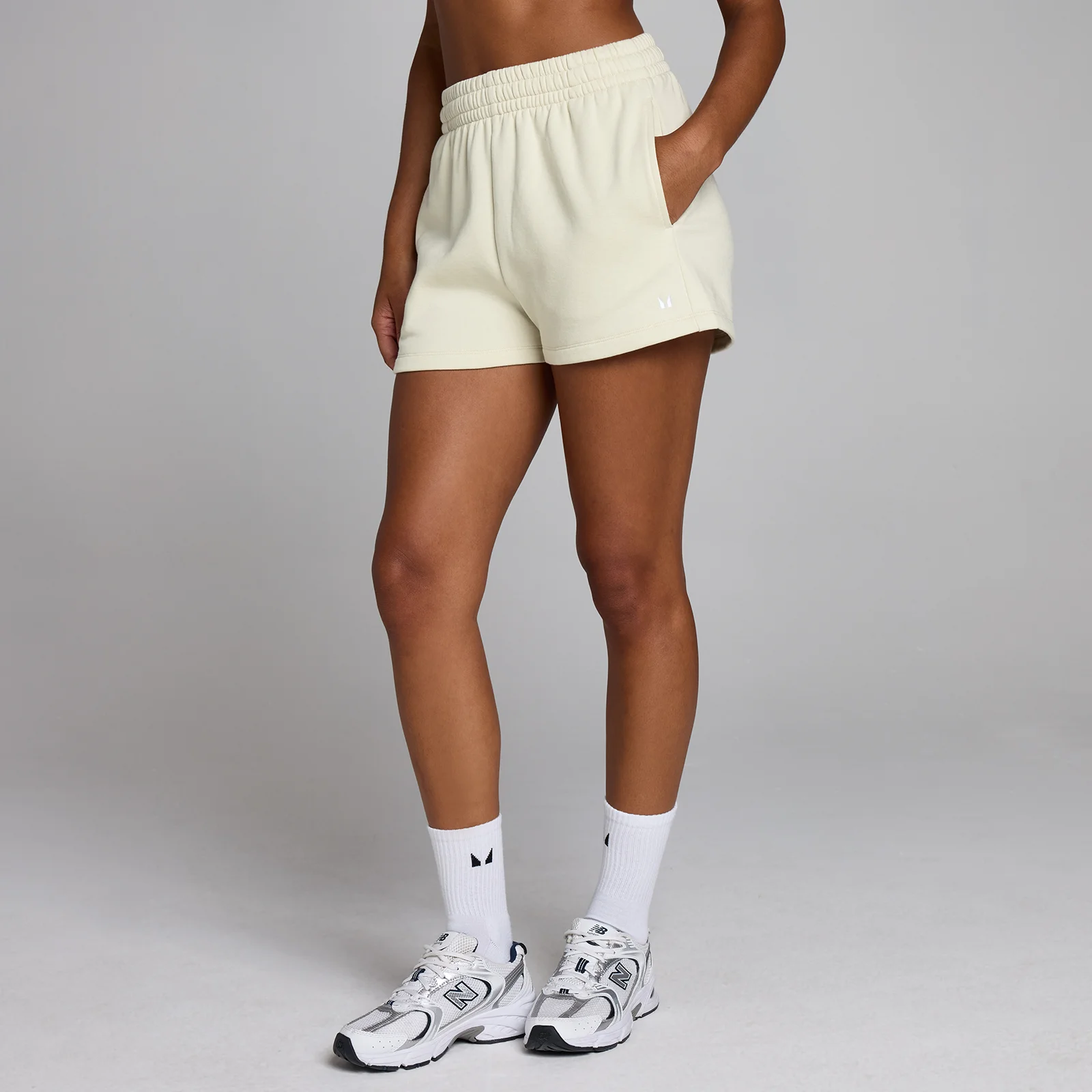 MP Women's Basics Sweatshorts - Desert Dust - S Bilde 1